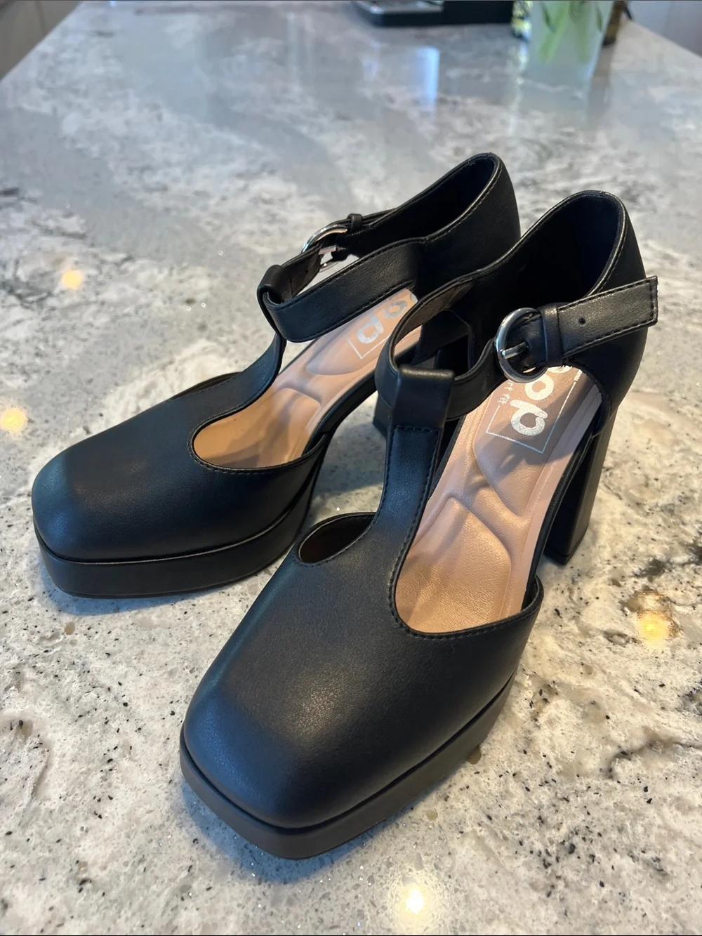 Pop Comfort Fit Black T-Strap Platform Mary Jane Block Heels Size 6 NWOB